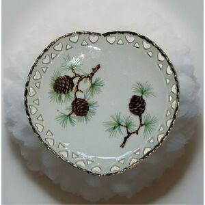 2 Norcrest Japan Porcelain NW-PC-13 Pine Cone Pattern Heart Shape Hanging Dish